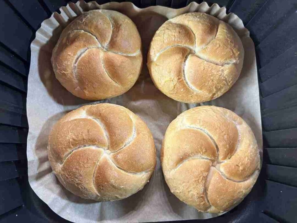 Wie Lange Brauchen Aufbackbrötchen In Der Heißluftfritteuse meineheissluftfritteuse.com