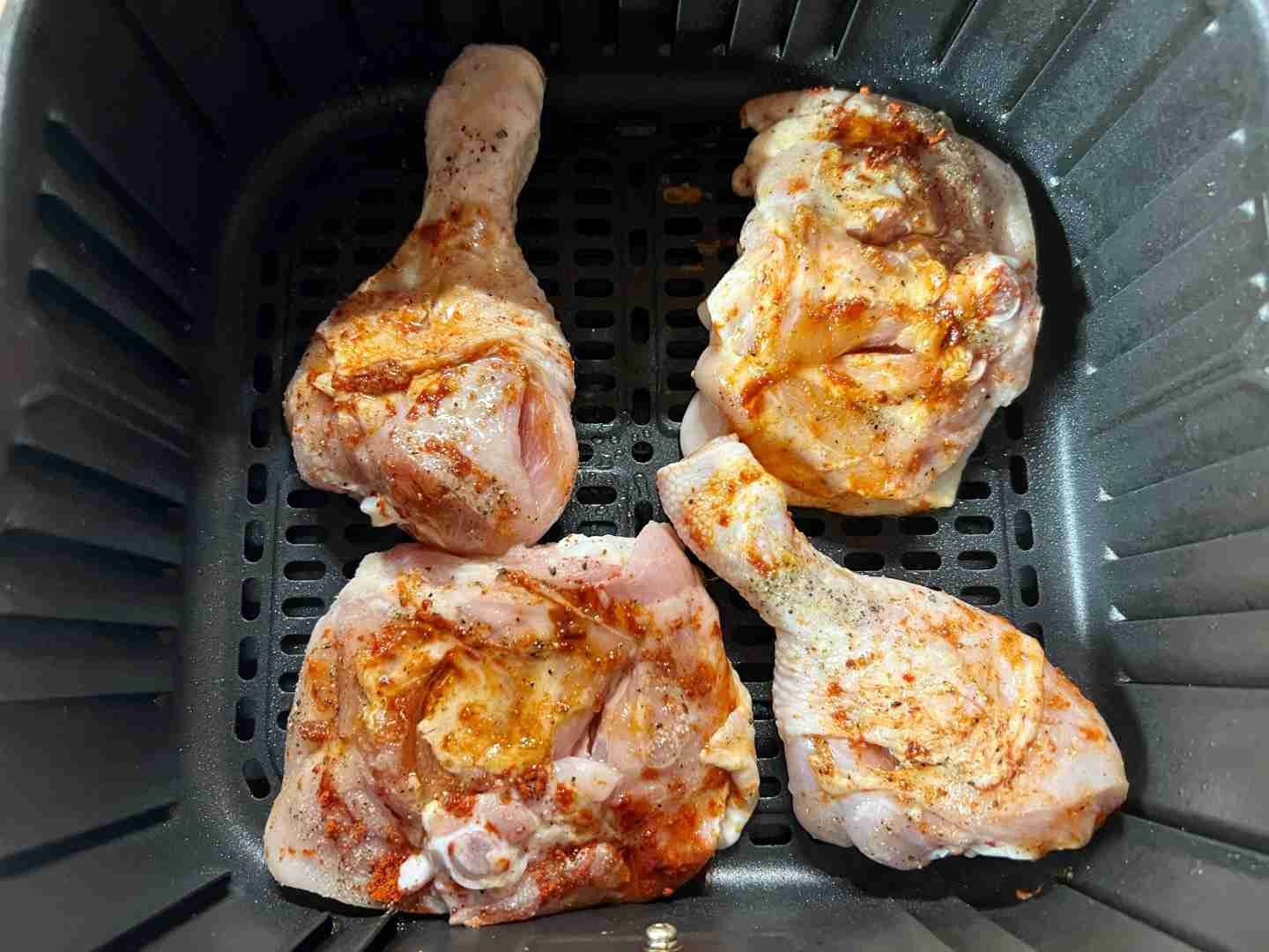 Hähnchenschenkel mit Parmesan im Airfryer - Meine Heißluftfritteuse