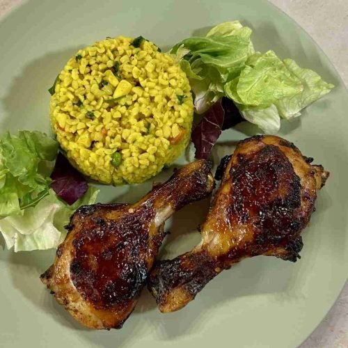 Honig-Chili-Hähnchenschenkel im Airfryer