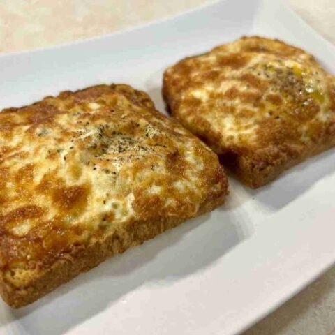 Toastbrot mit Ei im Airfryer