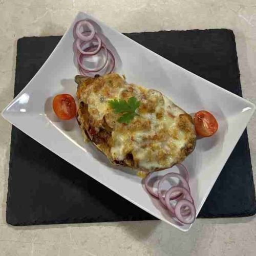 Gefüllte Süßkartoffel mit Tomaten-Hähnchenragout im Airfryer