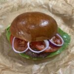 Gefrorene Hamburger in der Heißluftfritteuse