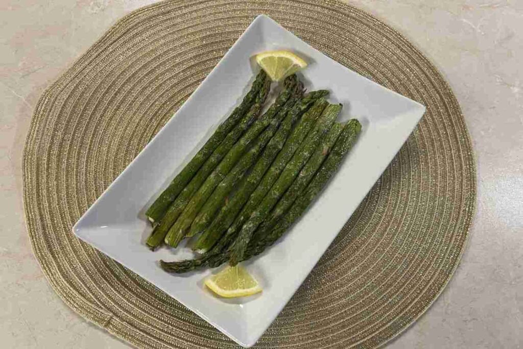 Grüner Spargel im Airfryer - Meine Heißluftfritteuse Grüner Spargel im Airfryer - Meine Heißluftfritteuse