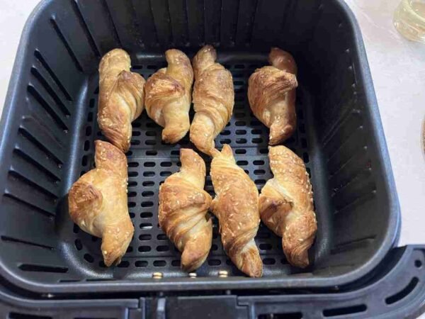Gefrorene Croissants in der Heißluftfritteuse